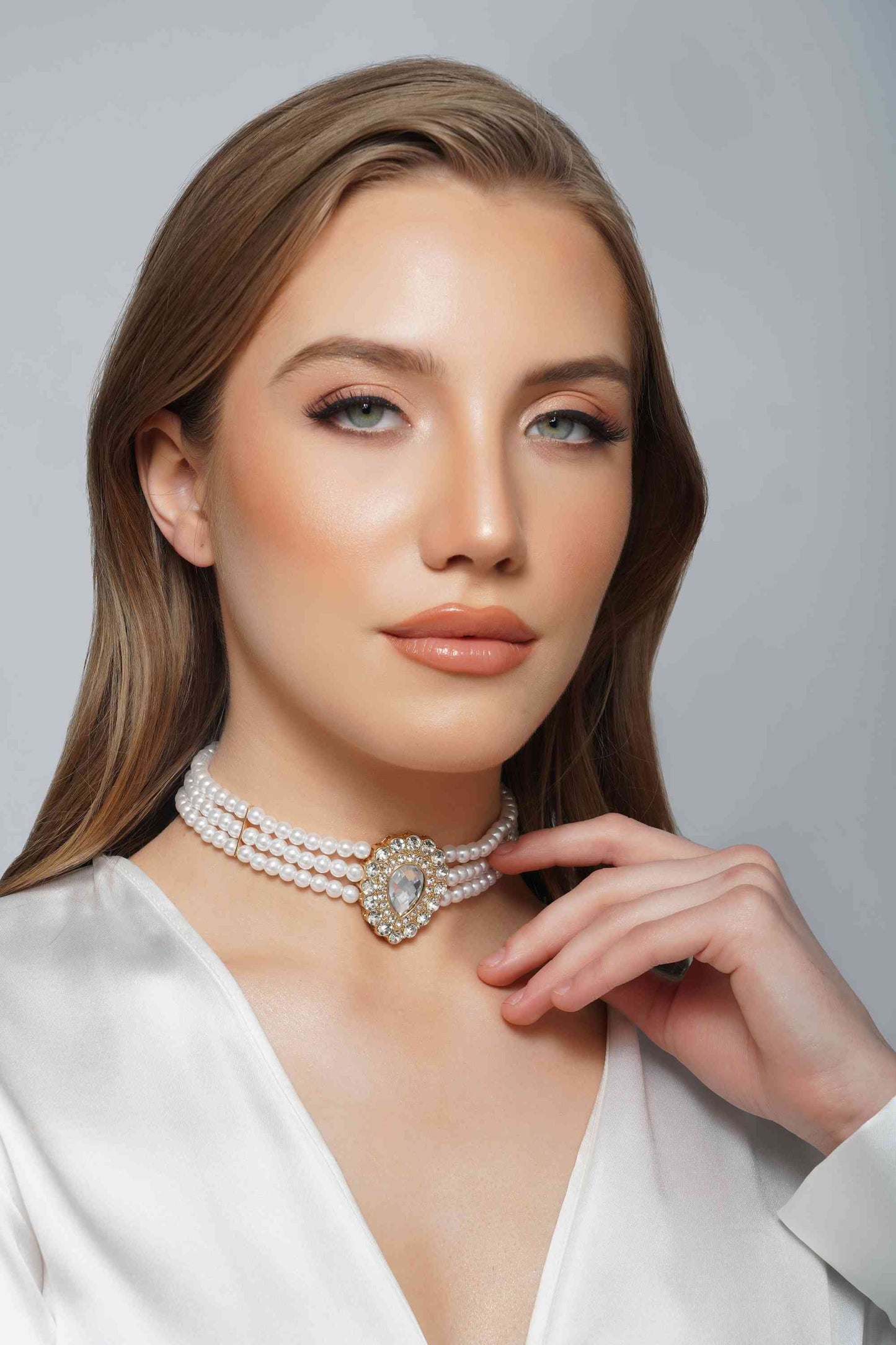 Pearl Statement Choker