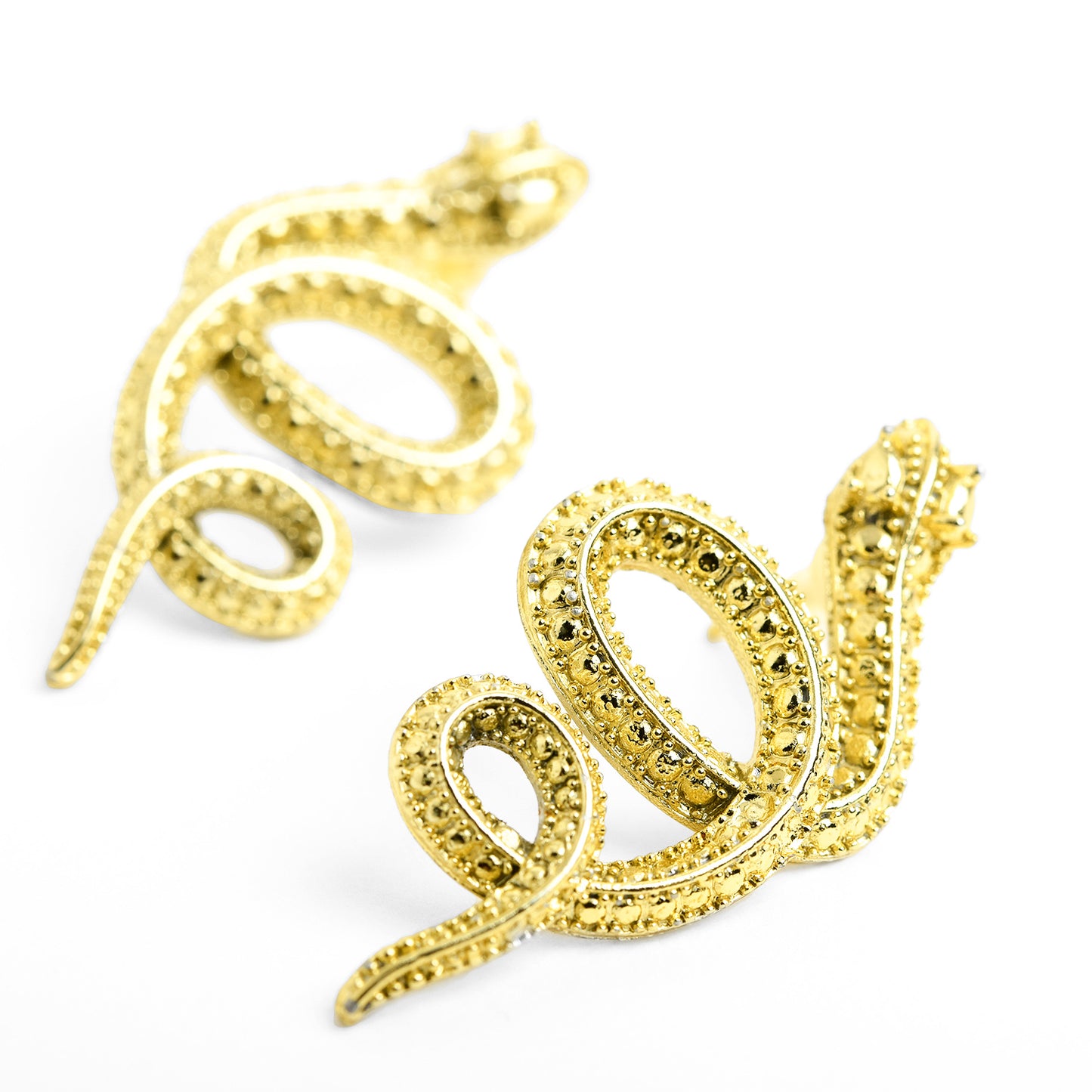 MEDUSA Gold - Serpent stud earrings